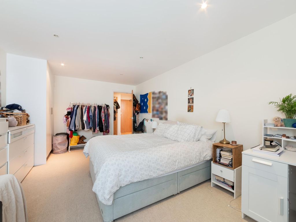 1 bed flat for sale in Denison House, 20 Lanterns Way E14 Zoopla