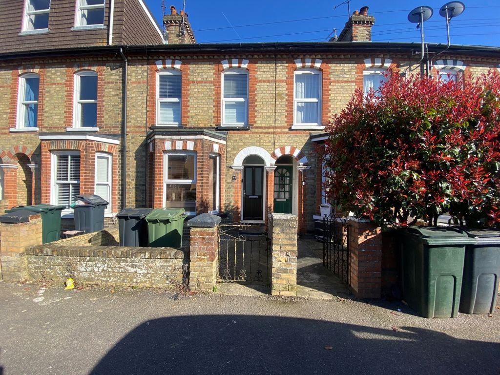 3 bed terraced house to rent in Gladstone Road, Willesborough, Ashford