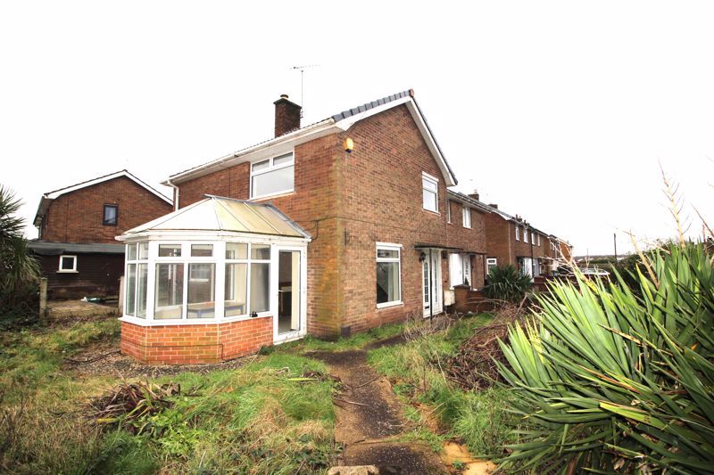 3 bed semidetached house for sale in Petersmith Drive, Ollerton