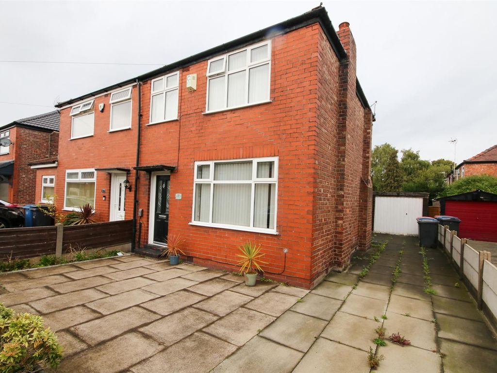 3 bed semidetached house for sale in Weymouth Road, Eccles, Manchester