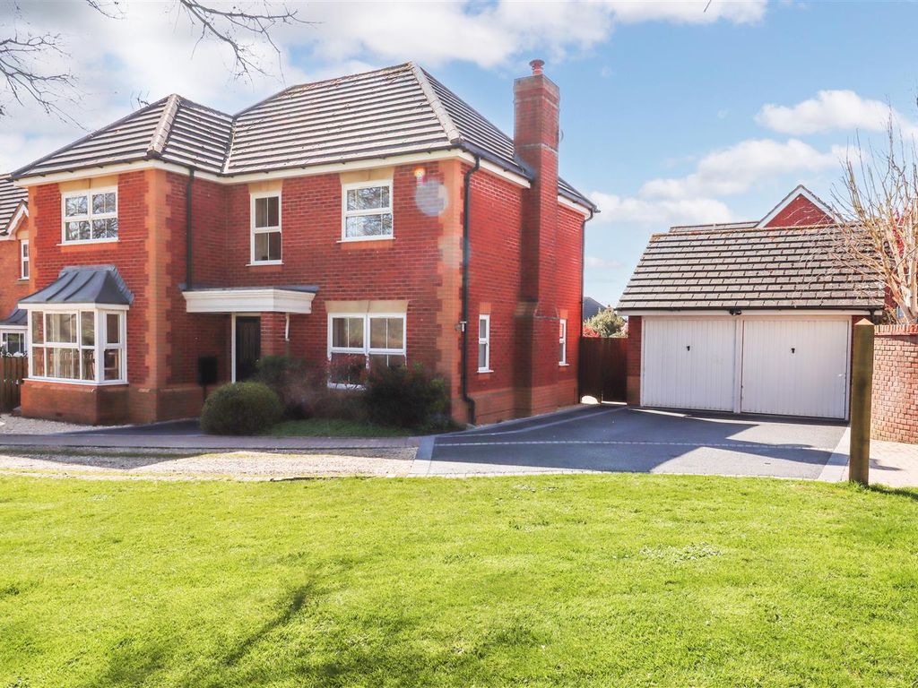 4 bed detached house for sale in Green Pastures Road, Wraxall, Bristol