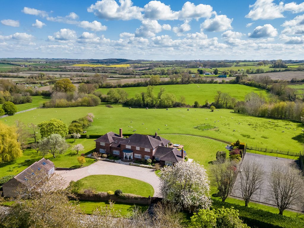 7 bed detached house for sale in Moreton Morrell, Warwick, Warwickshire