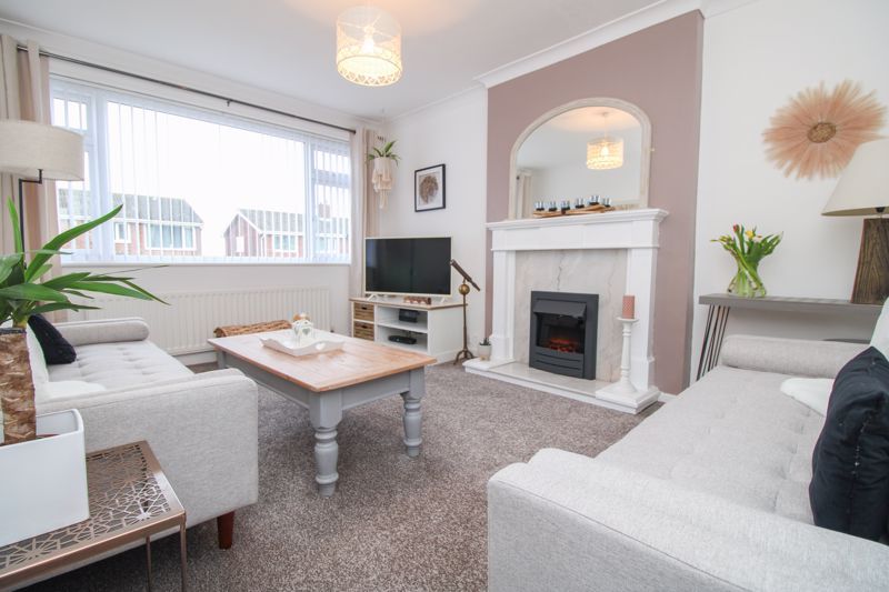 2 bed bungalow for sale in Rushley Crescent, BlaydonOnTyne NE21, £