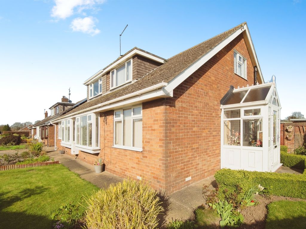3 bed semidetached bungalow for sale in Hooks Lane, Thorngumbald, Hull