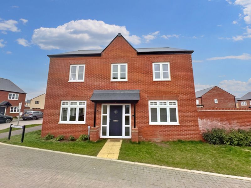 4 bed detached house for sale in Halfpenny Close, Twigworth, Gloucester