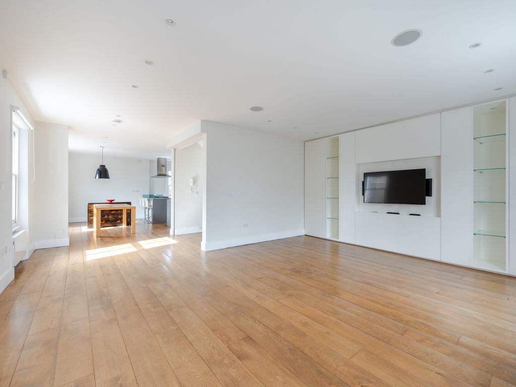 2 bed to rent in Westbourne Park Road, Westbourne Park W11