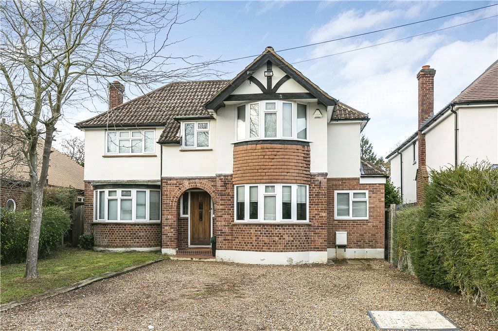 4 bed detached house for sale in Orchard Avenue, Woodham, Addlestone