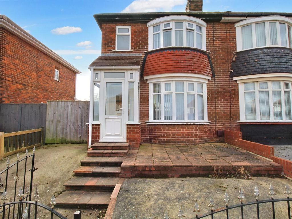 2 bed semidetached house for sale in Alston Crescent, Fulwell
