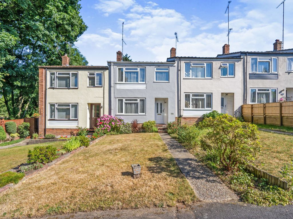 3 bed terraced house for sale in The Drive, Totton, Southampton SO40