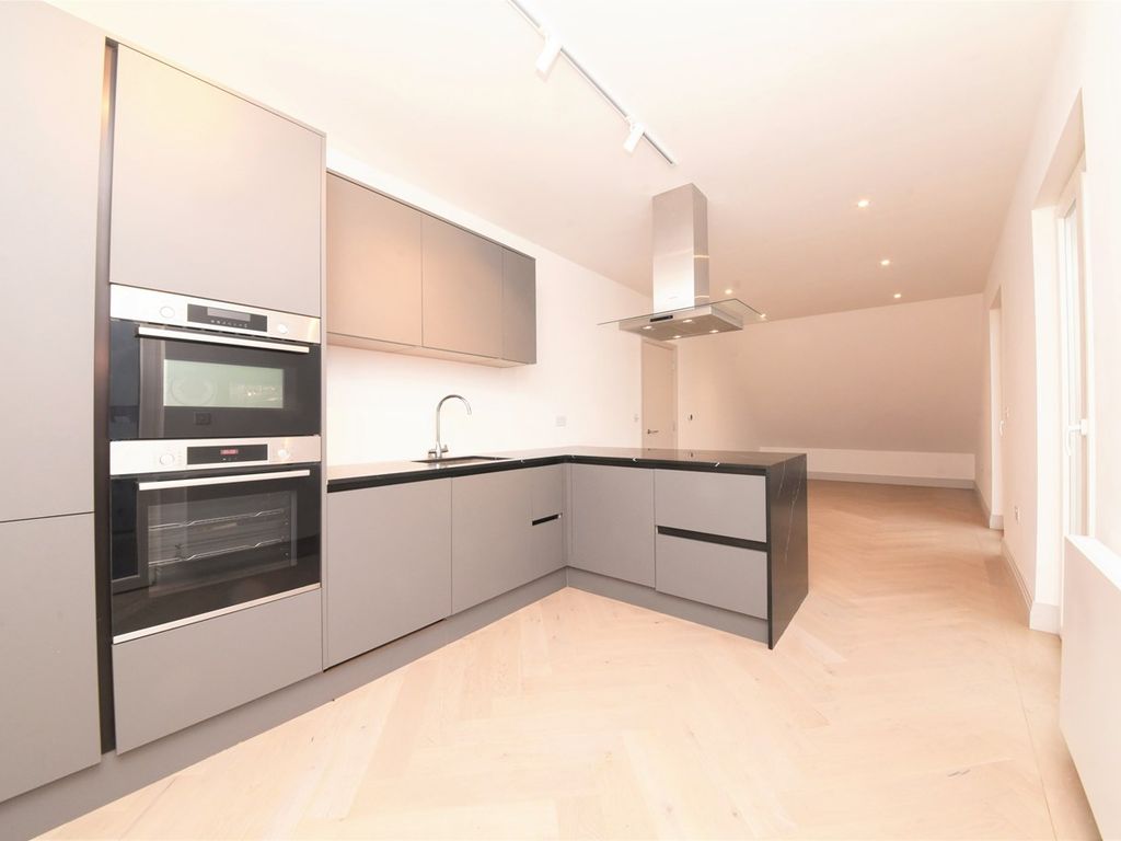 New home, 2 bed flat for sale in Ballards Lane, Finchley Central, London N3 Zoopla