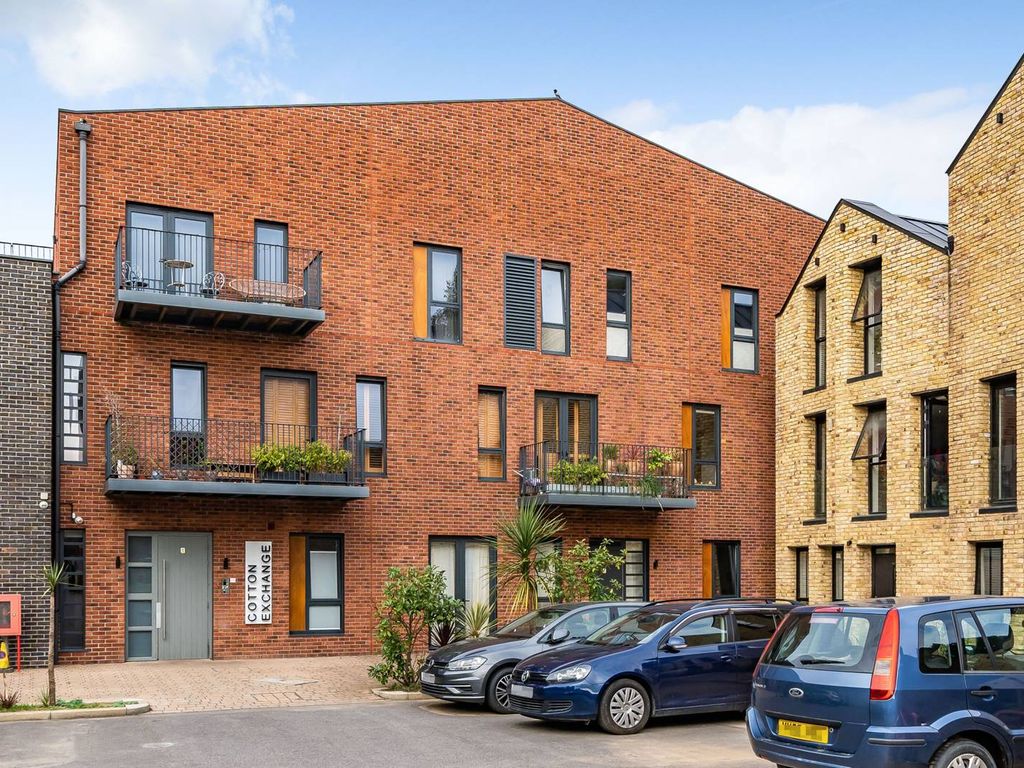 1 bed flat for sale in Wilmer Place, Stoke Newington, London N16, £