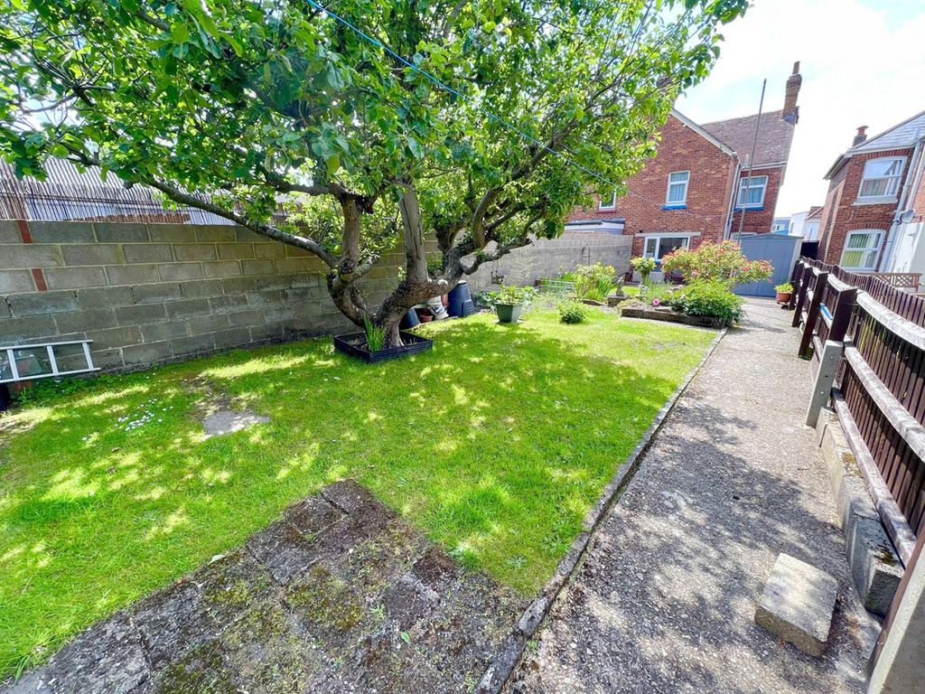 3 bed semidetached house for sale in Sterte Road, Poole BH15 Zoopla