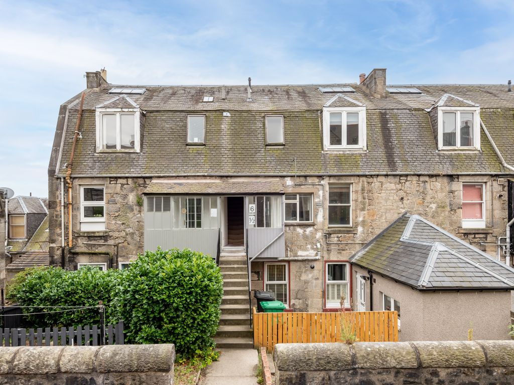 2 bed flat for sale in Rose Street, Dunfermline KY12 Zoopla