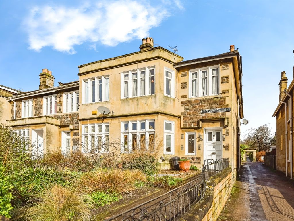 7 bed end terrace house for sale in Crescent Gardens, Bath BA1, £700,000 Zoopla