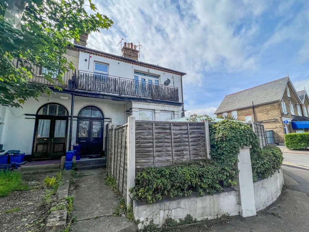 1 bed flat for sale in Ness Road, Shoeburyness, SouthendOnSea SS3