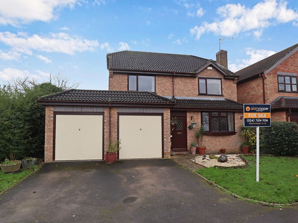 4 bed detached house for sale in Wentworth Drive, Whitestone, Nuneaton