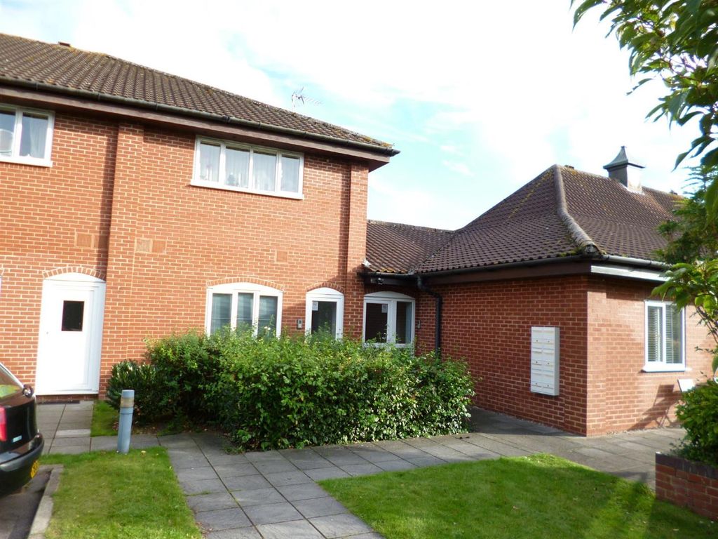1 bed flat to rent in Cambridge Road, Puckeridge, Ware SG11 Zoopla
