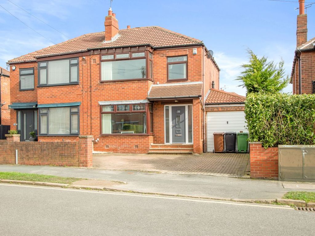 3 bed semidetached house for sale in Manston Crescent, Crossgates