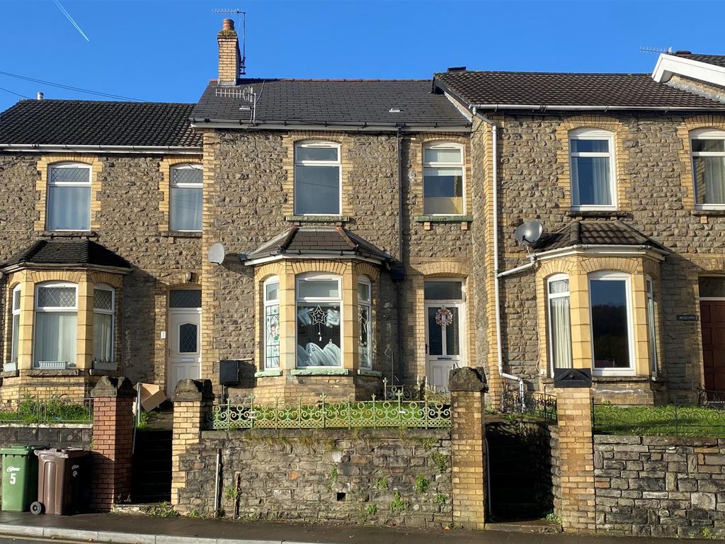 3 bed terraced house for sale in High Street, Newbridge, Newport NP11