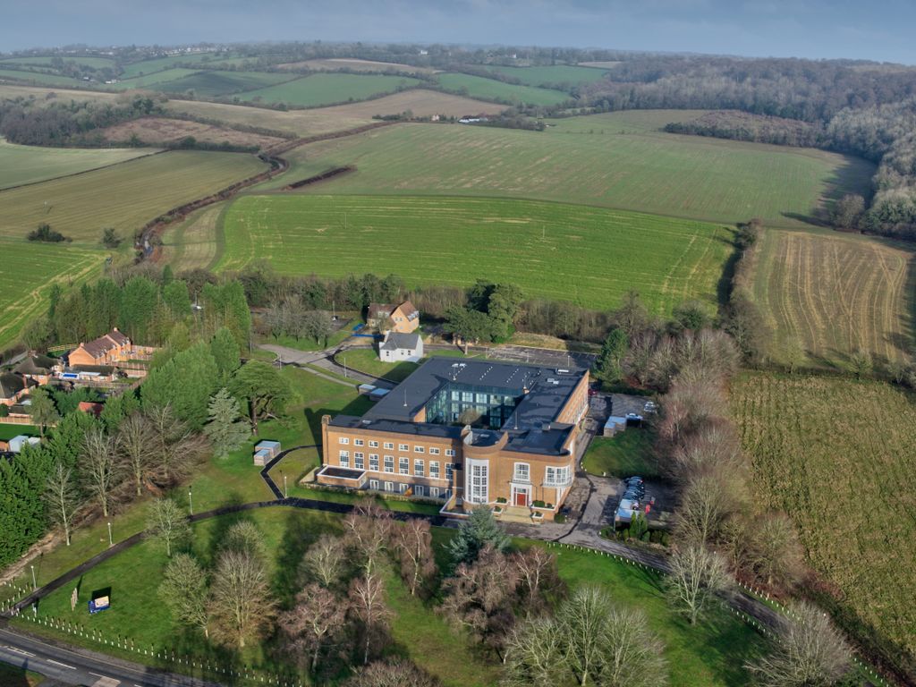 2 bed flat for sale in The Residence, Road, Saunderton, High