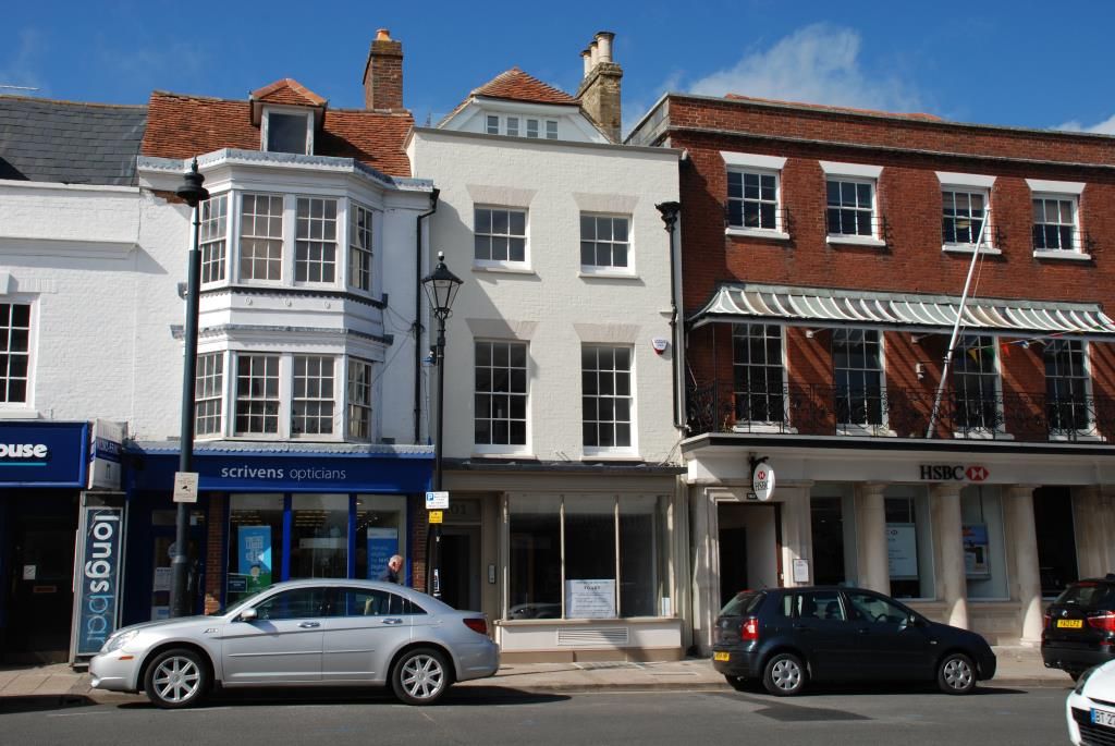 2 bed flat to rent in High Street, Lymington, Hampshire SO41 Zoopla