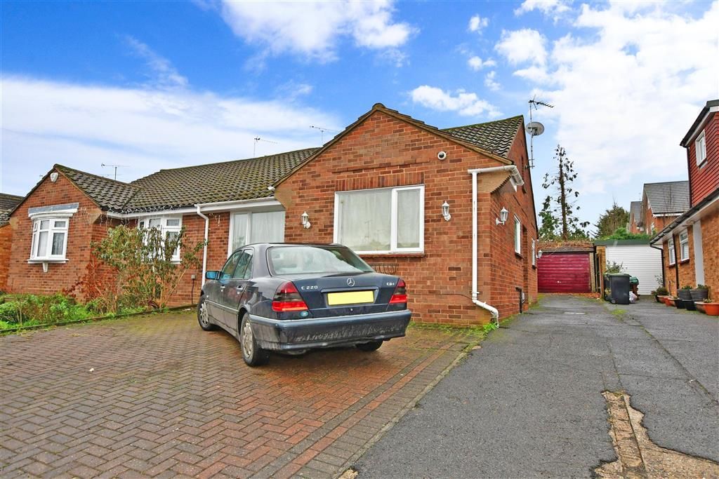 2 bed semidetached bungalow for sale in Alderwood Drive, Abridge