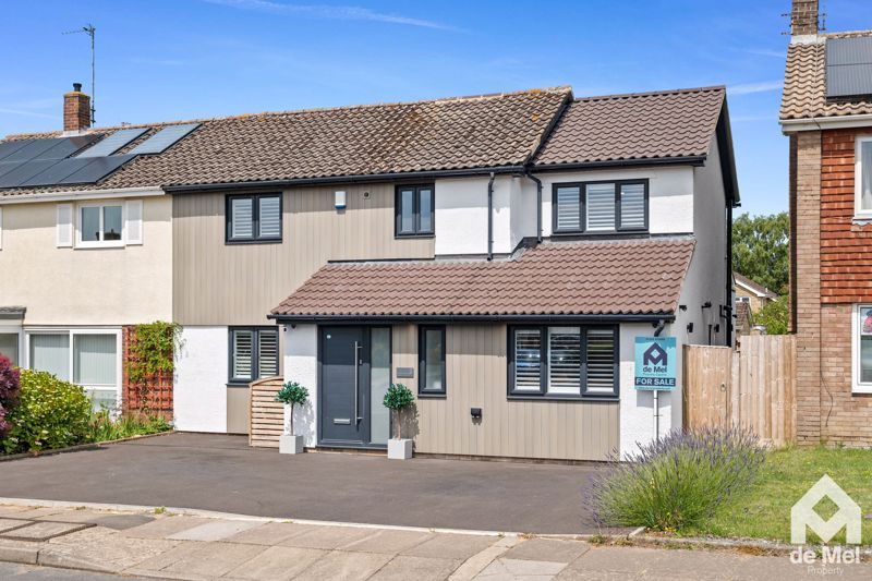 5 bed semidetached house for sale in Arden Road, Leckhampton