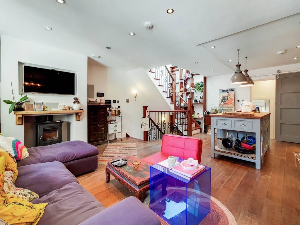 4 bed property for sale in Barbon Close WC1N, Bloomsbury, London, Zoopla