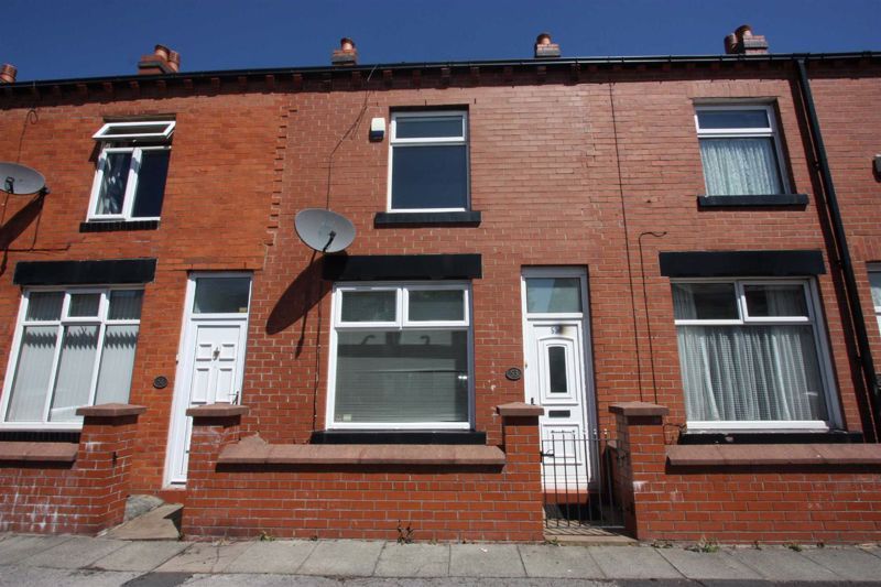 2 bed terraced house to rent in Longworth Street, Tonge Fold, Bolton