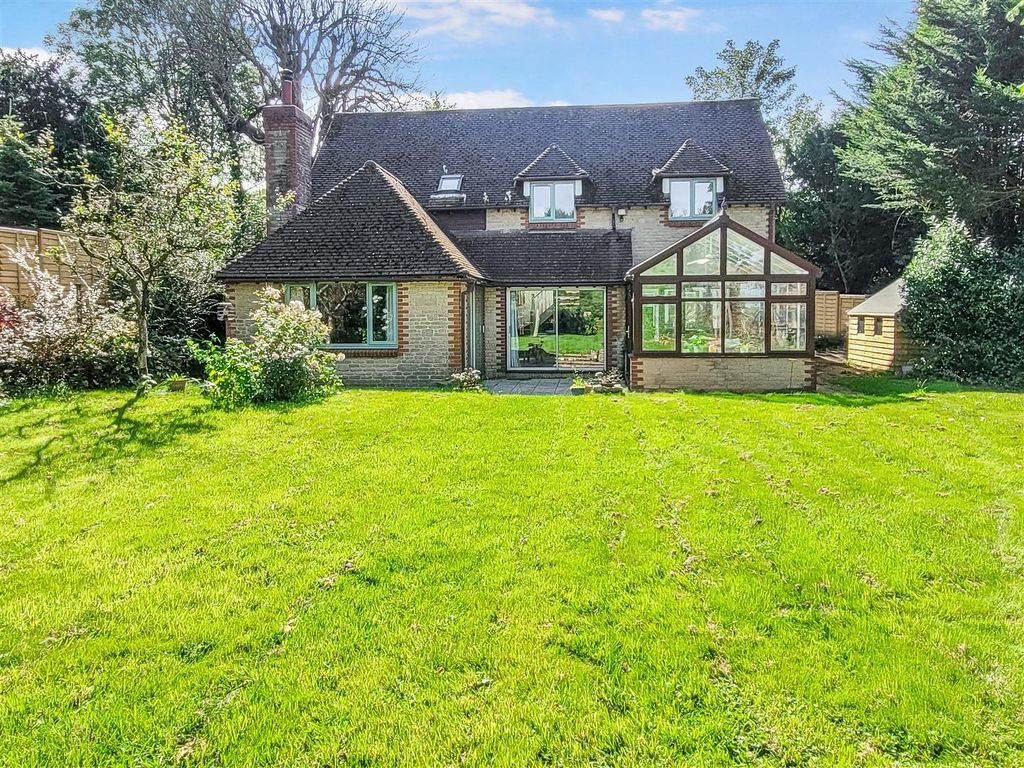 4 bed detached house for sale in High Street, Broadwindsor, Beaminster