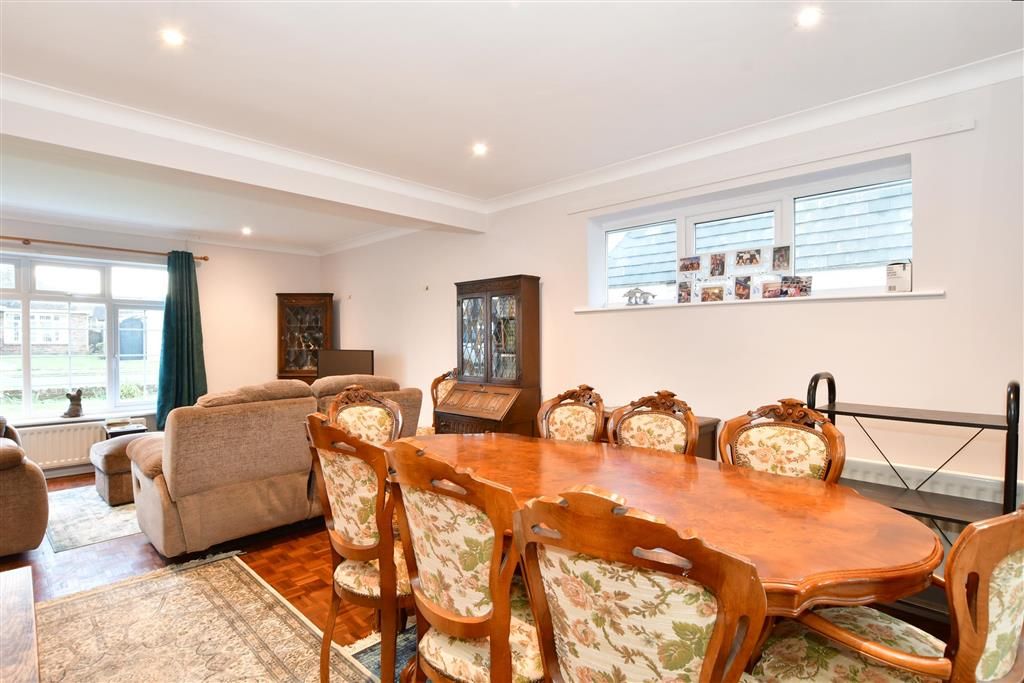 2 bed detached bungalow for sale in Halliford Drive, Barnham, Bognor