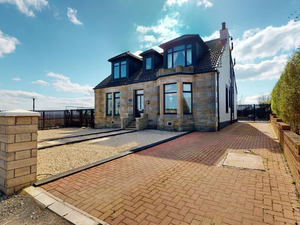 4 bed detached house for sale in Carlisle Road, Cleland, Motherwell ML1