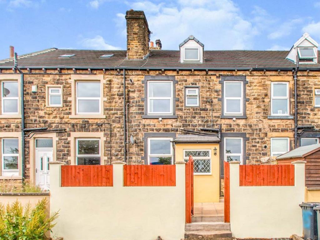 3 bed terraced house for sale in Bridge Street, Morley, Leeds, West