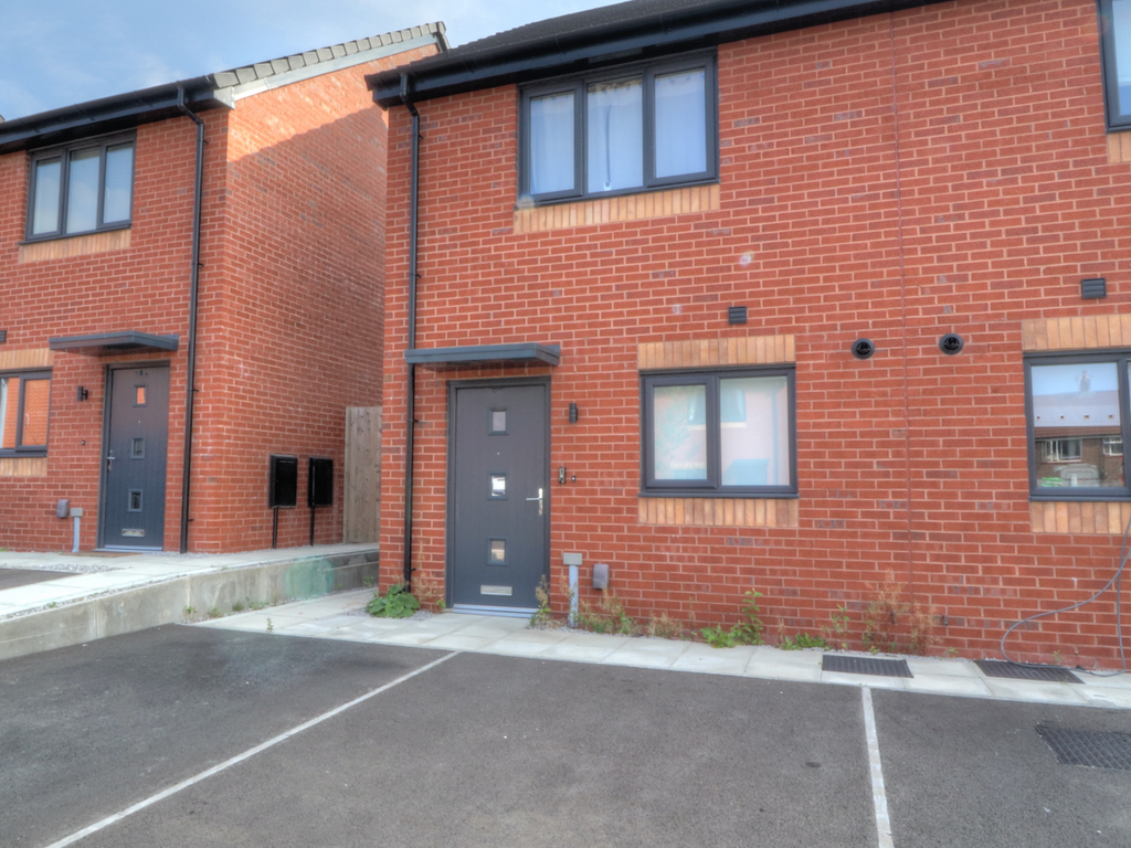 Toll Gate Close, Tyldesley, Manchester M29  