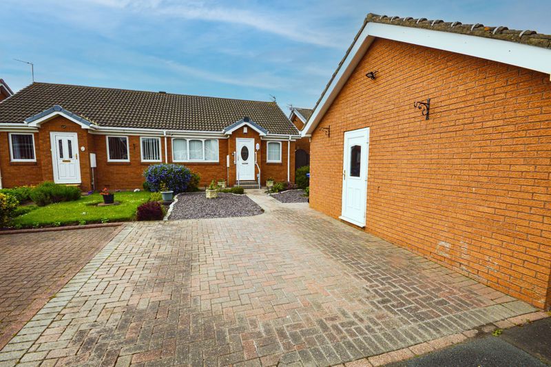 2 bed bungalow for sale in Blagdon Drive, Blyth NE24 Zoopla
