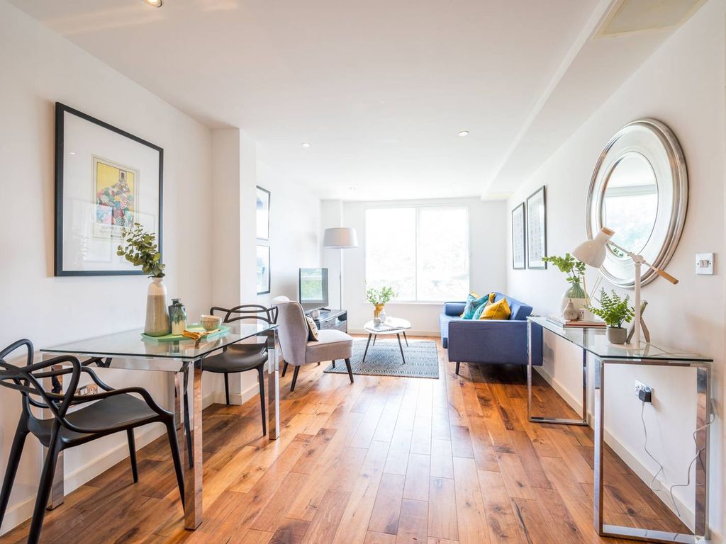 2 bed flat for sale in Hackney Road, Shoreditch, London E2 Zoopla