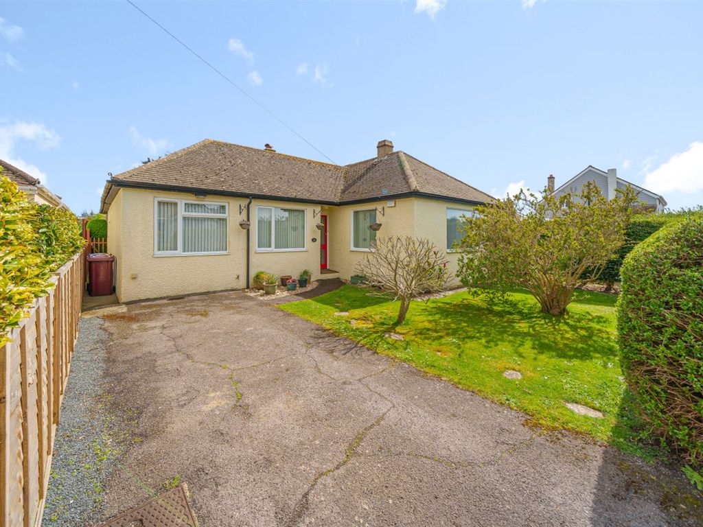 3 bed detached bungalow for sale in 24 Orchard Avenue, Selsey
