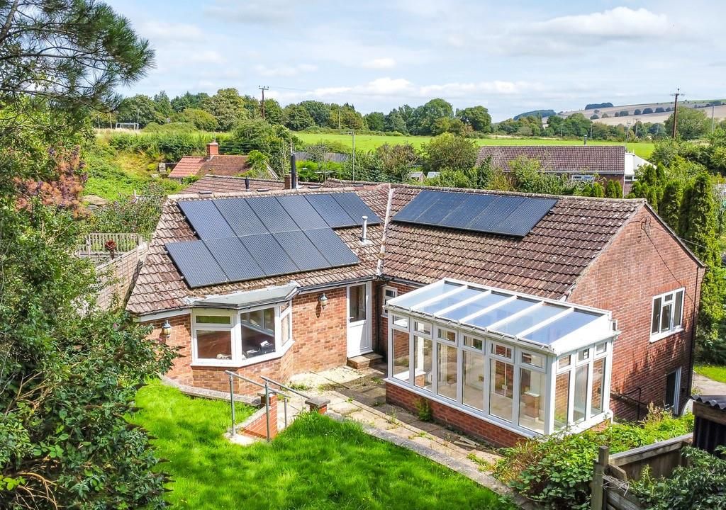 4 bed detached bungalow for sale in Northbrook, Market Lavington, Devizes SN10, £385,000 Zoopla