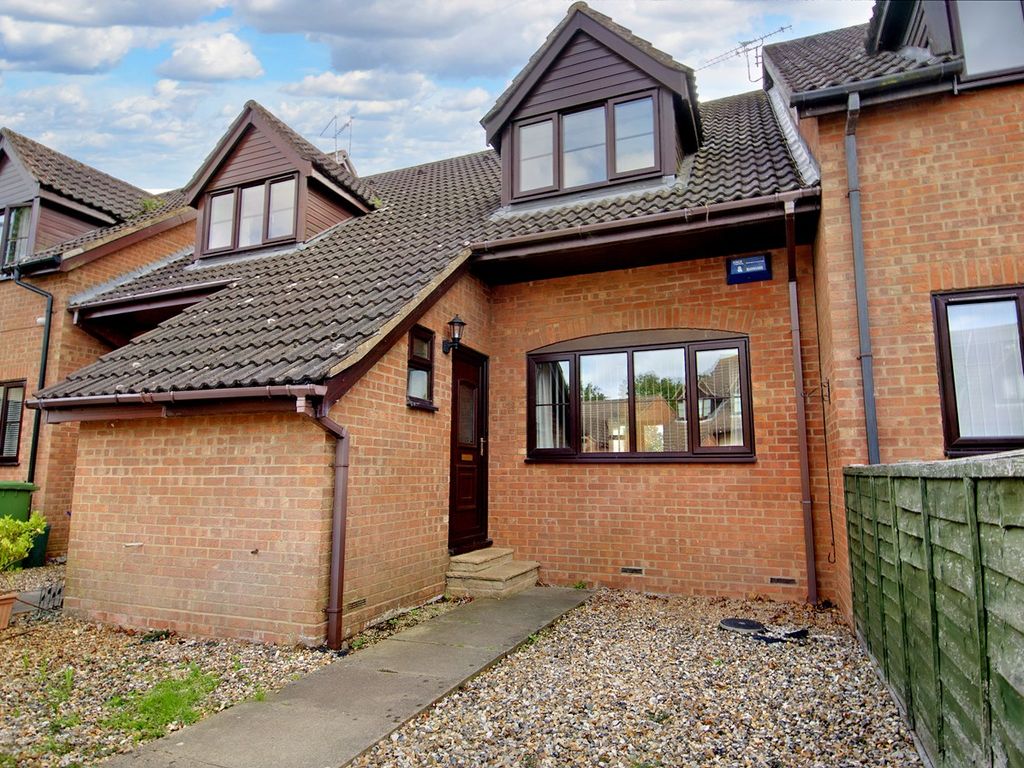 3 bed terraced house for sale in Ivy Way, Mattishall, Dereham NR20, £