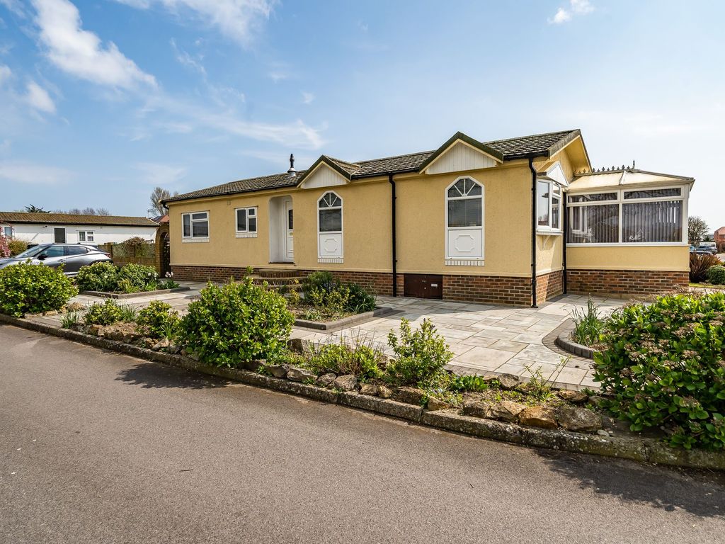 2 bed detached bungalow for sale in Conifer Way, Nyetimber, Bognor