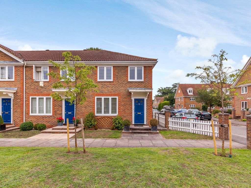 Hungerford Square, Weybridge KT13  