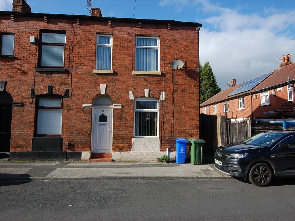 3 bed end terrace house to rent in Marlborough Street, AshtonUnderLyne, Greater Manchester OL7