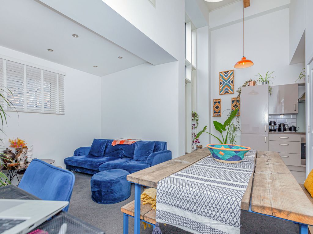 Wheatsheaf Court, Leicester LE2  