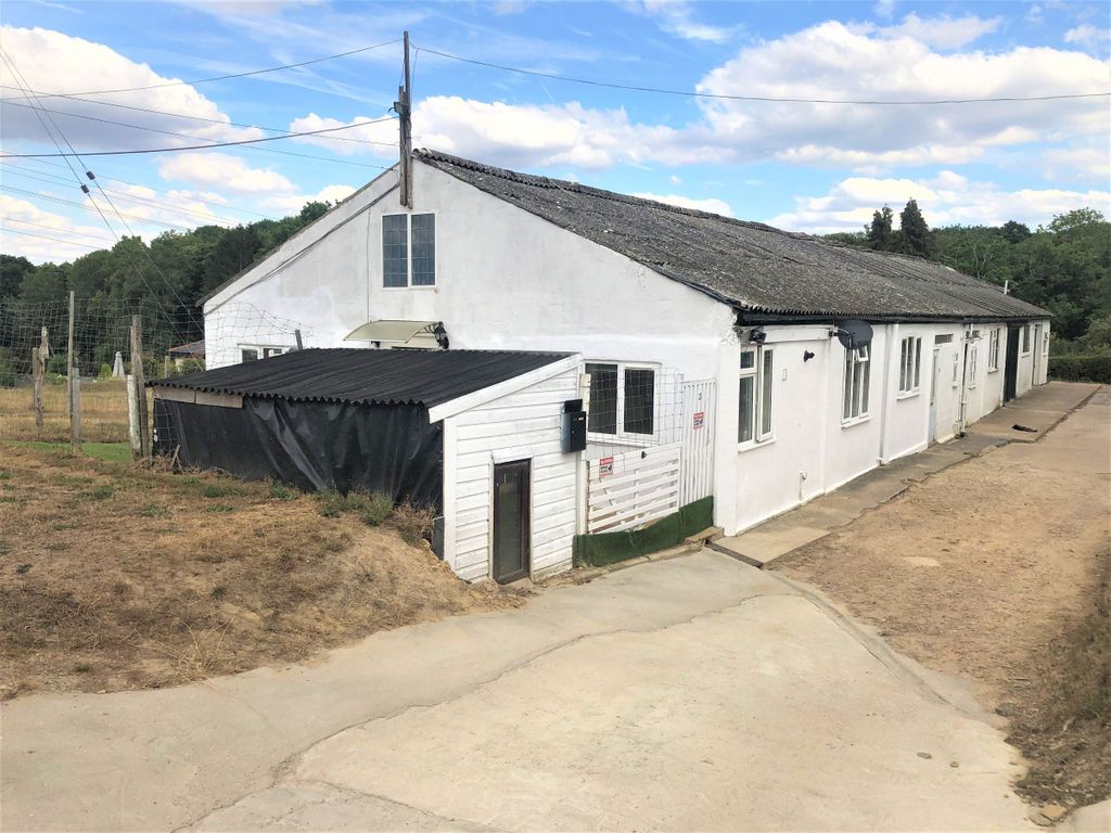2 bed bungalow to rent in Ockhams Farm Cottages, Shernden Lane, Marsh