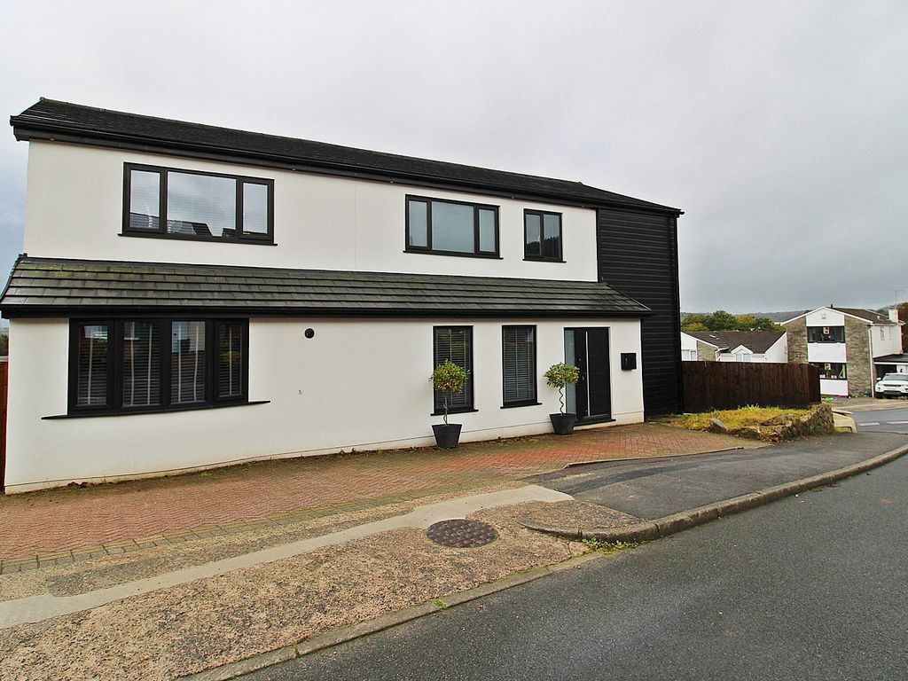4 bed detached house for sale in Pinewood Hill, Talbot Green, Pontyclun, Rhondda Cynon Taff