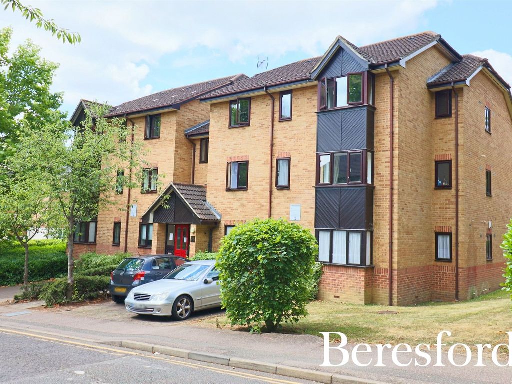 1 bed flat for sale in Woodland Grove, Epping CM16 Zoopla