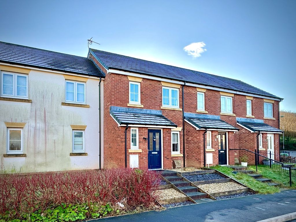 2 bed end terrace house for sale in Beech Tree View, Caerphilly CF83, £