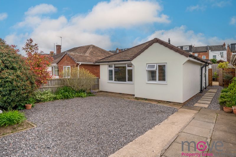 2 bed bungalow for sale in Coltham Road, Cheltenham GL52 Zoopla