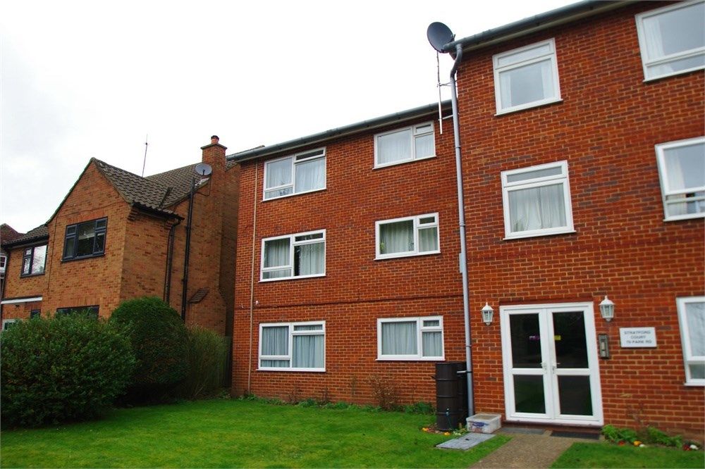 2 bed flat to rent in Stratford Court, Park Road, Watford WD17 Zoopla