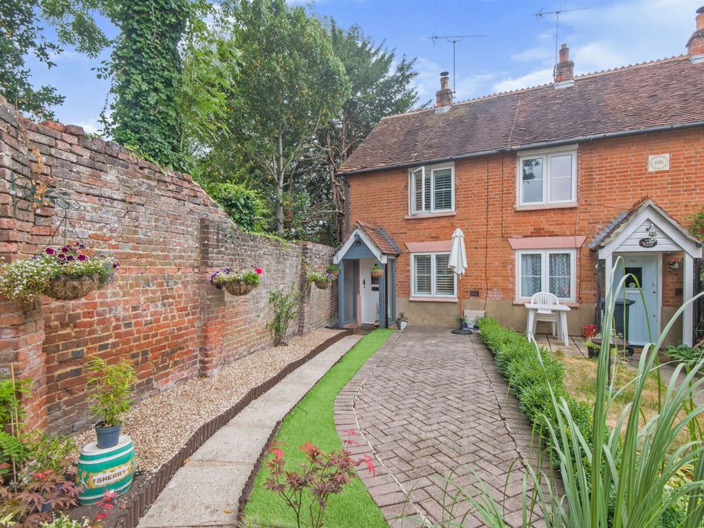 1 bed property for sale in The Hundred, Romsey SO51, £350,000 Zoopla